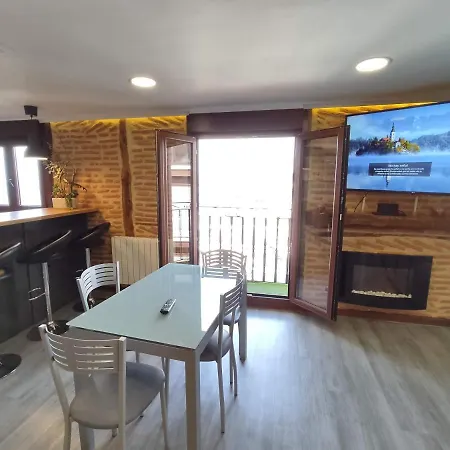 Precioso Loft En Con Vistas Al Mar דירה